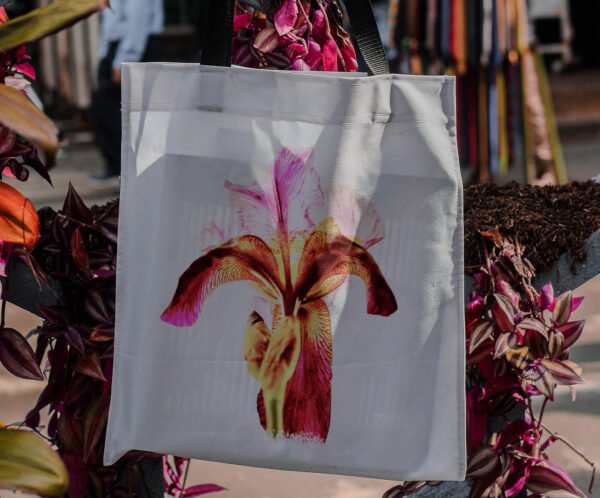 Flores rojizas - Tote Bag - Imagen 2