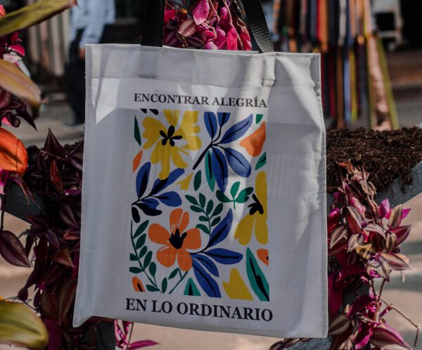 Flores ordinarias - Tote Bag - Imagen 2